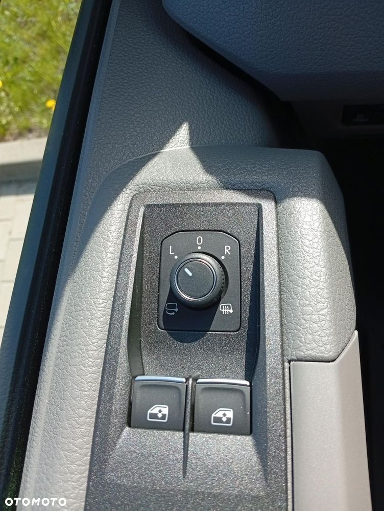 Volkswagen Grand California - 35