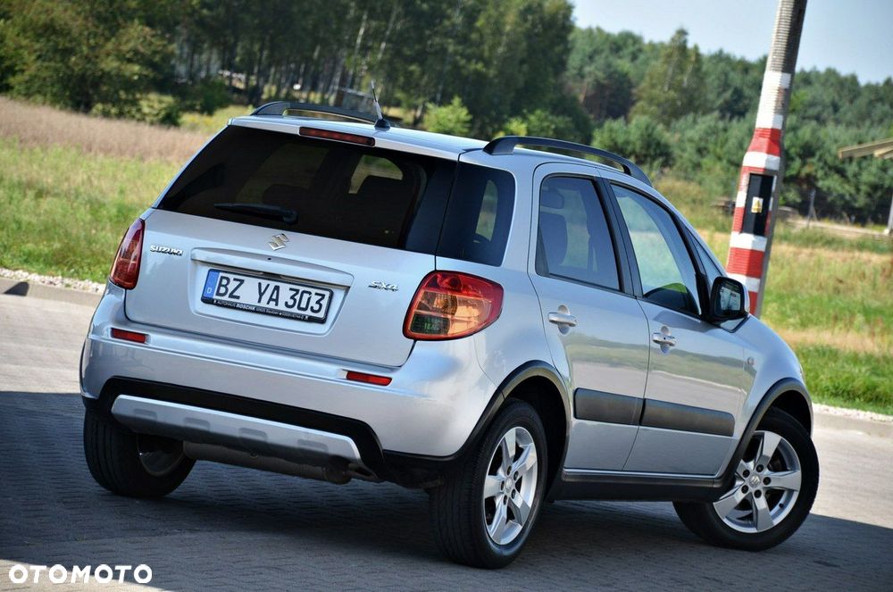Suzuki SX4 - 9