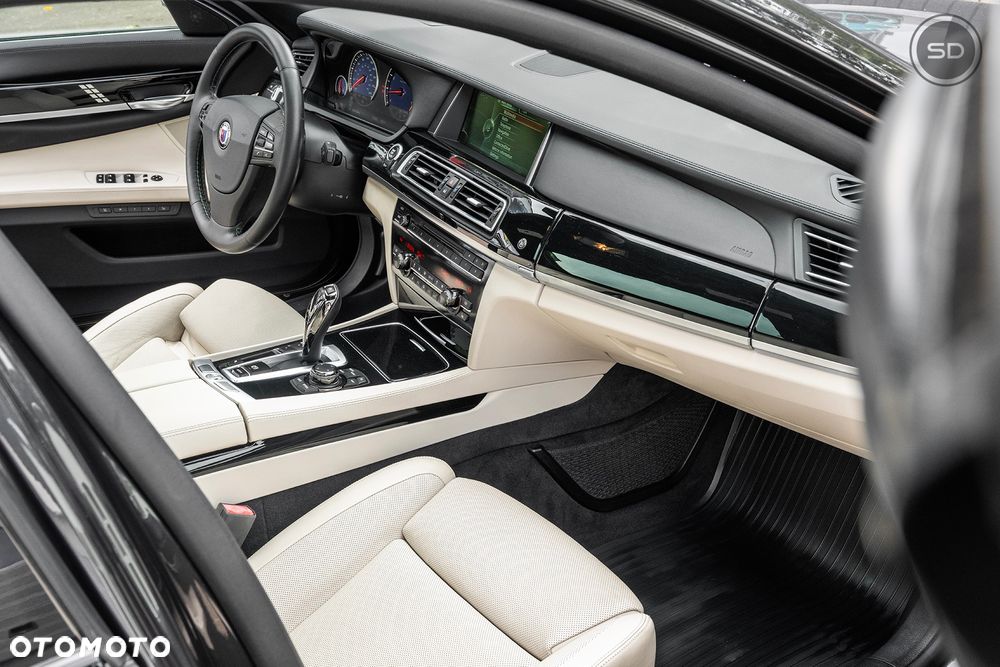 BMW-ALPINA B7 Bi-Turbo Switch-Tronic - 9