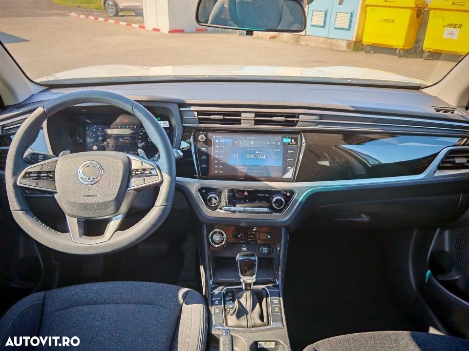 KG Mobility Korrando - 5