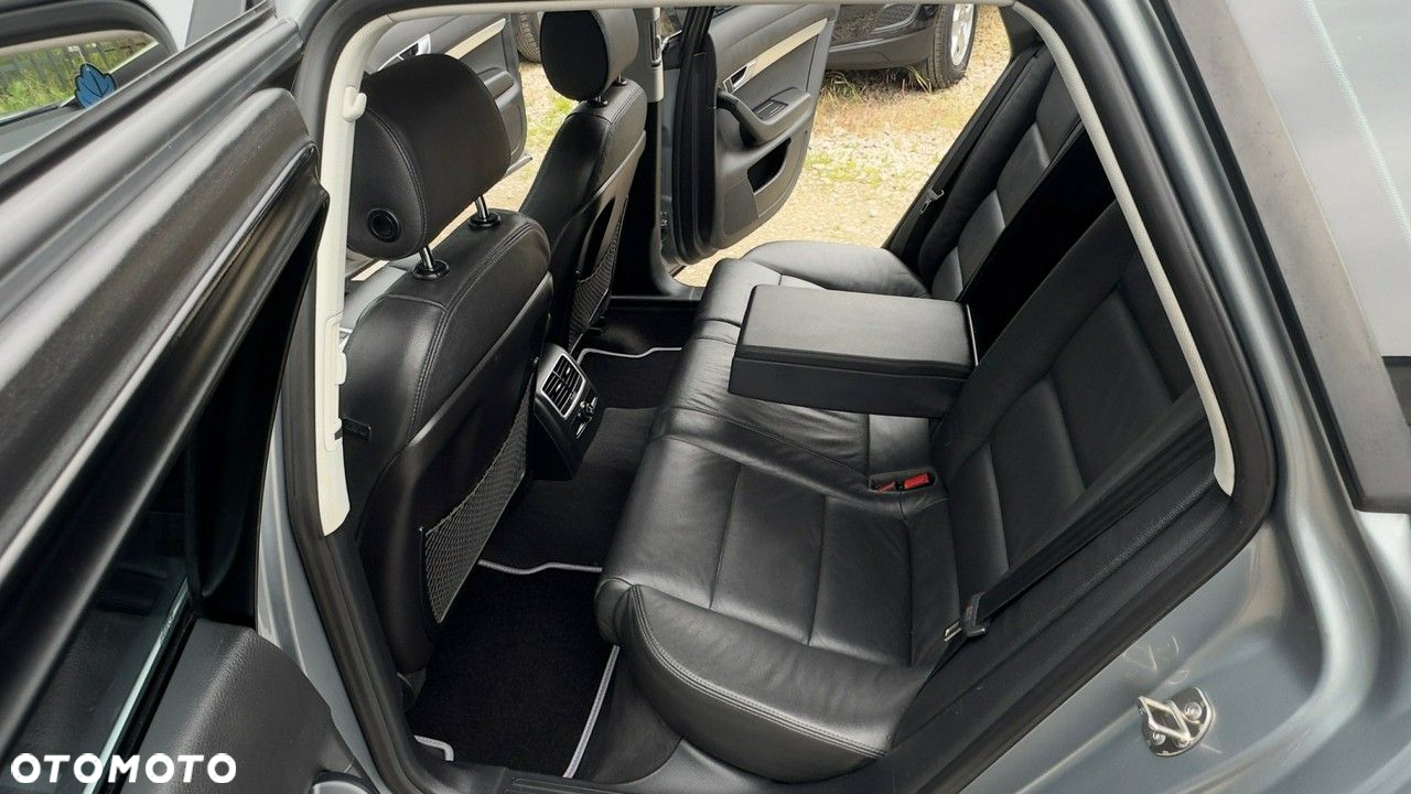 Audi A6 - 6