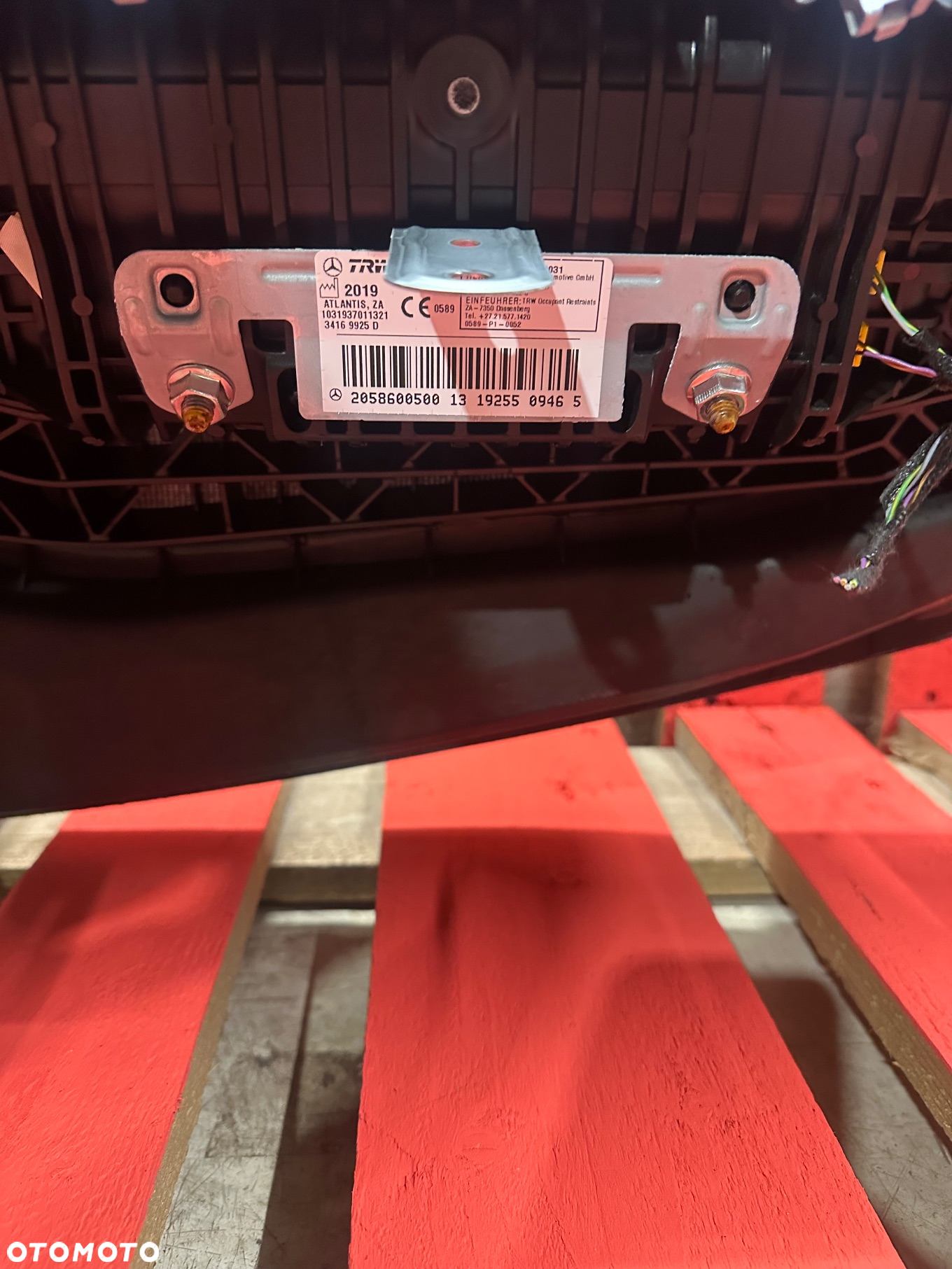 Mercedes C205 DESKA ROZDZIELCZA konsola kokpit pulpit poduszki airbag pasy KOMPLET ORYGINALNY  Komplet bez poduszki Kierowcy ORG. - 6