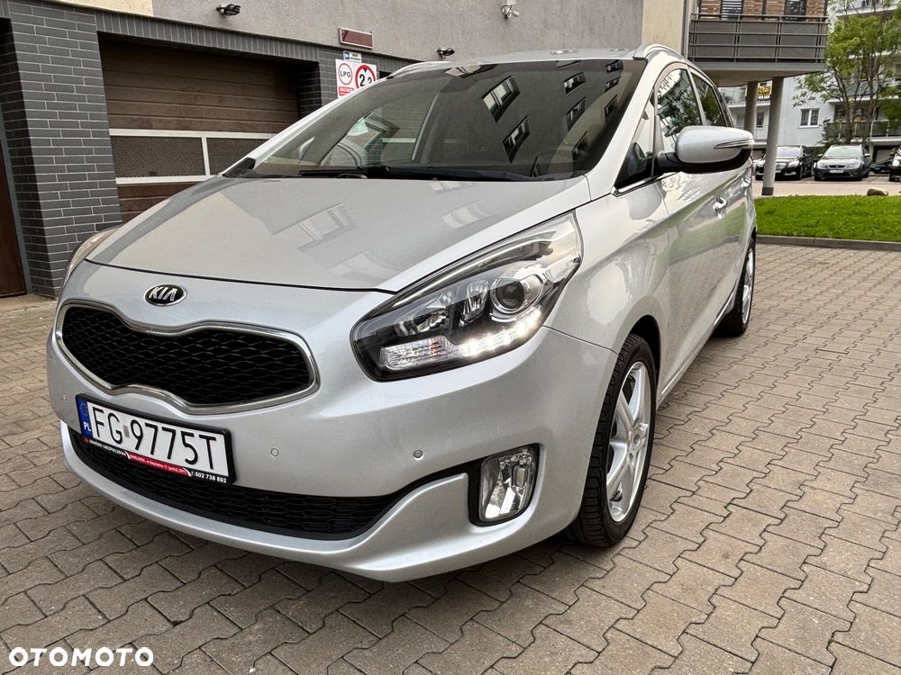 Kia Carens 1.7 CRDi M 7os - 15