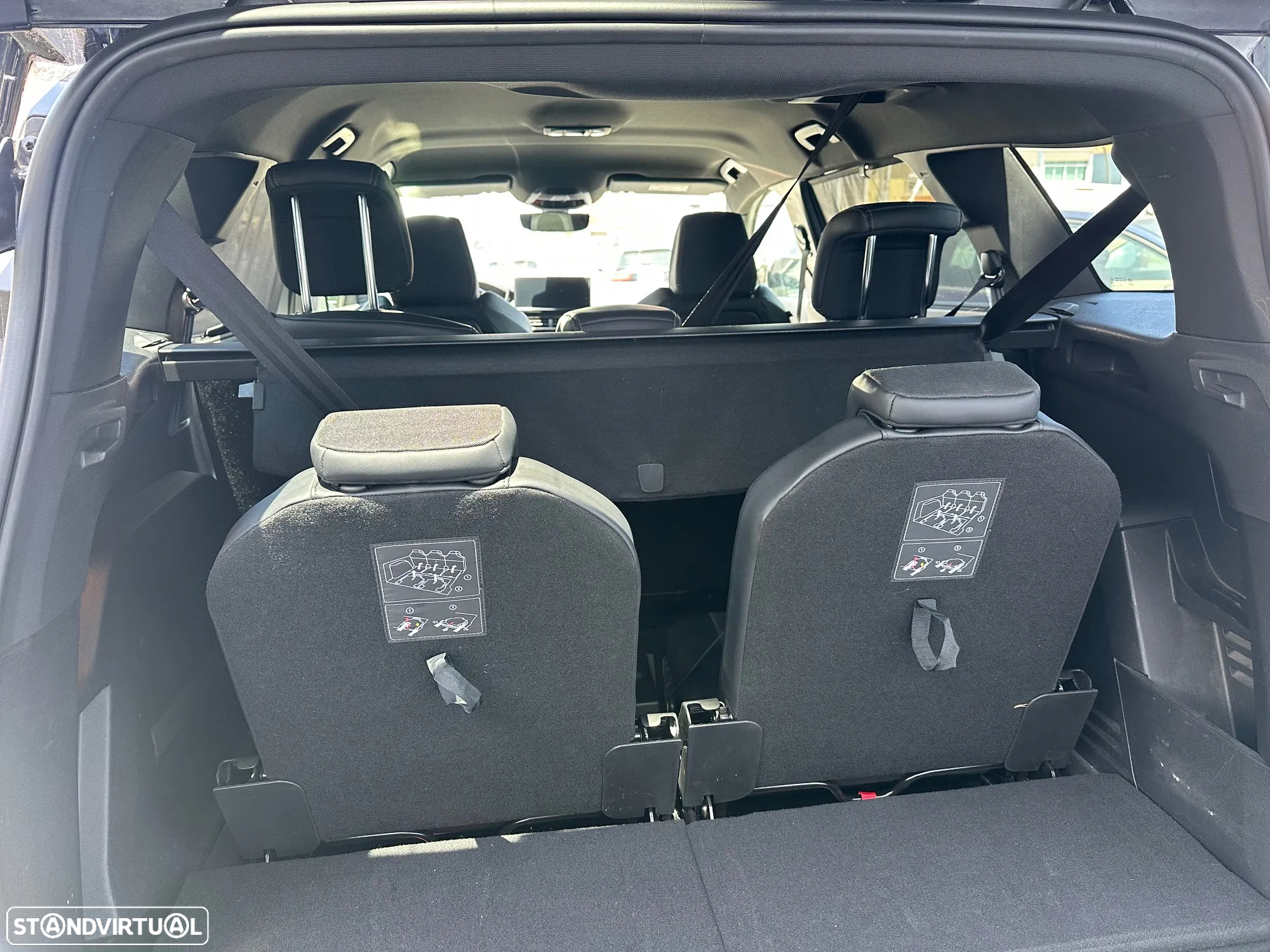 Peugeot 5008 1.5 BlueHDi GT Pack EAT8 - 12