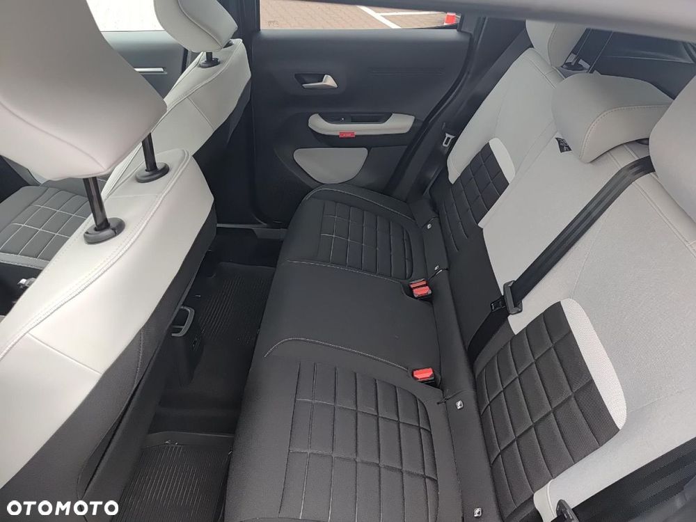 Citroën C3 1.2 mHEV Max - 8