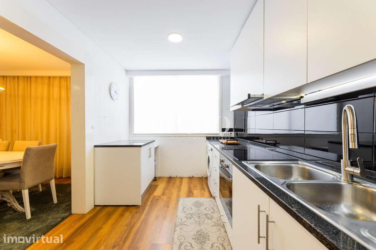 T2 Renovado a 50 Metros da Praia da Apúlia – Conforto, Localização e Q - Grande imagem: 4/26