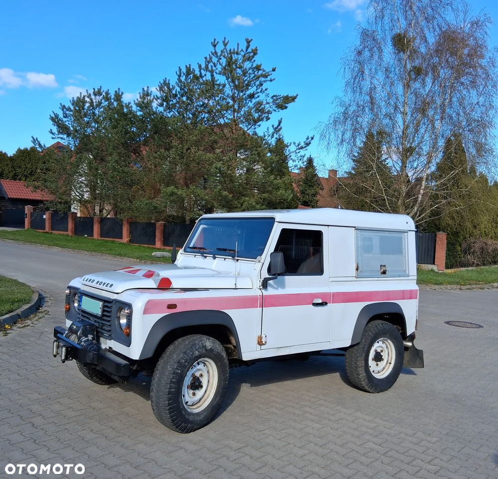 Land Rover Defender 90 Hard Top E - 22