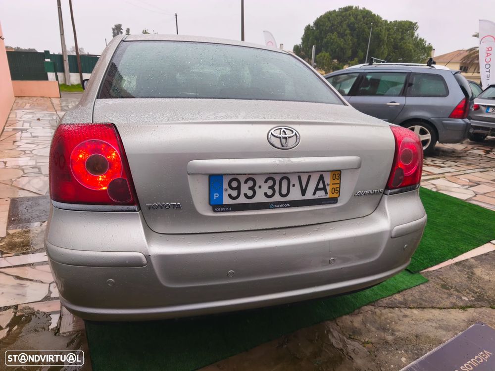 Toyota Avensis S/D 1.6 Executive - 28