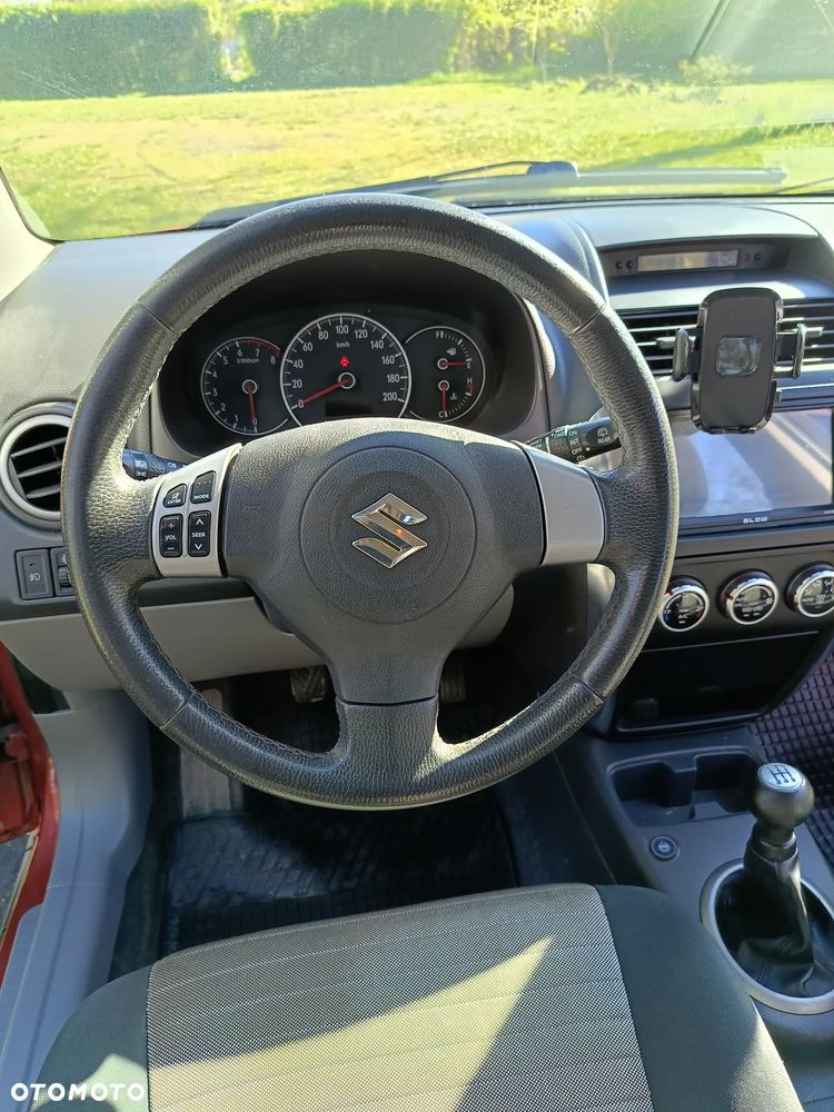 Suzuki SX4 1.6 GLX / Comfort - 9