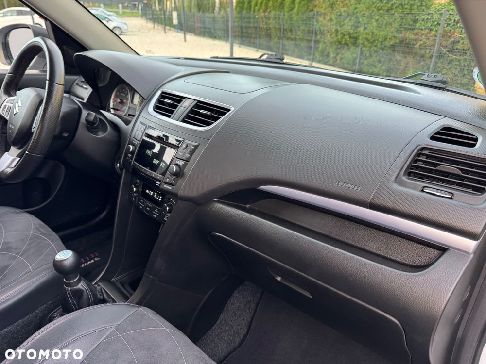 Suzuki Swift 1.2 Premium - 36