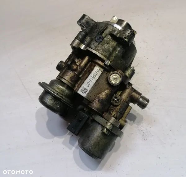BMW E90 E91 - POMPY WTRYSKOWA 7615617 , 7615617-02 - 1