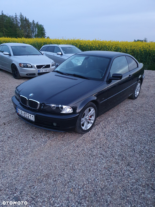 BMW Seria 3 323i