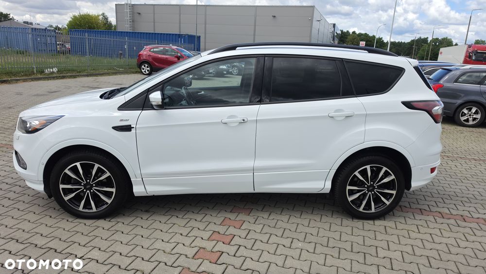 Ford Kuga 1.5 EcoBoost 2x4 ST-Line - 8