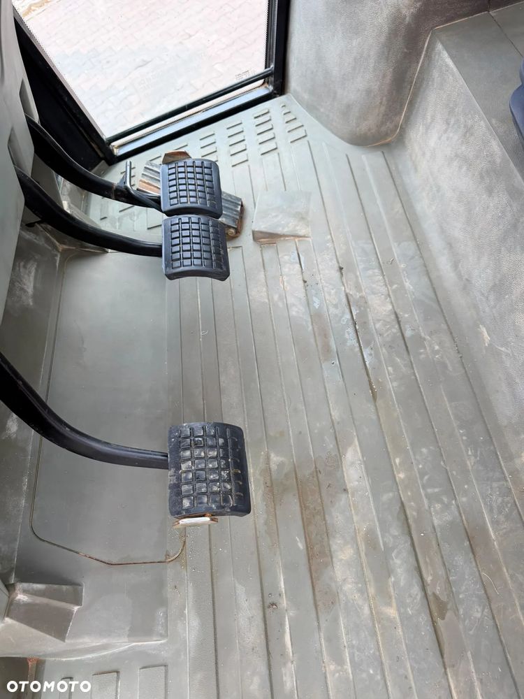 Massey Ferguson 6265 Power Control - 29