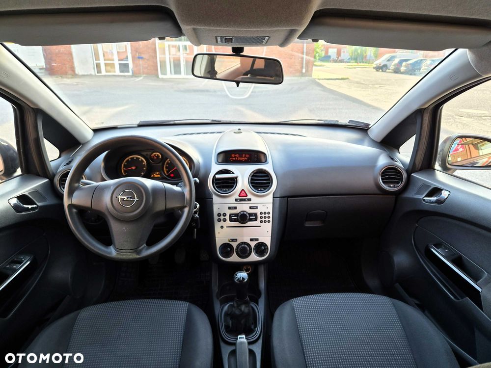 Opel Corsa - 8