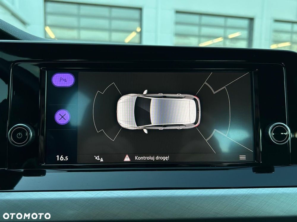 Volkswagen Golf 1.5 TSI EVO Life - 26