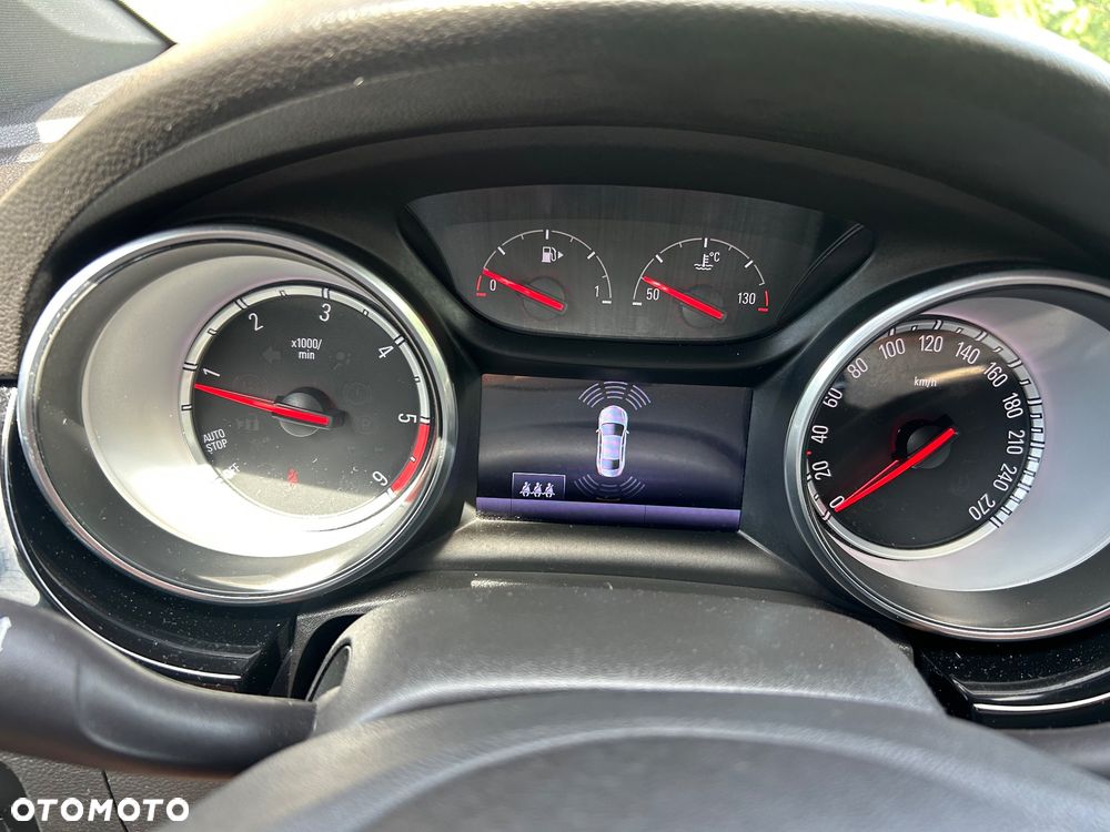 Opel Astra 1.6 CDTI Dynamic S&S - 12