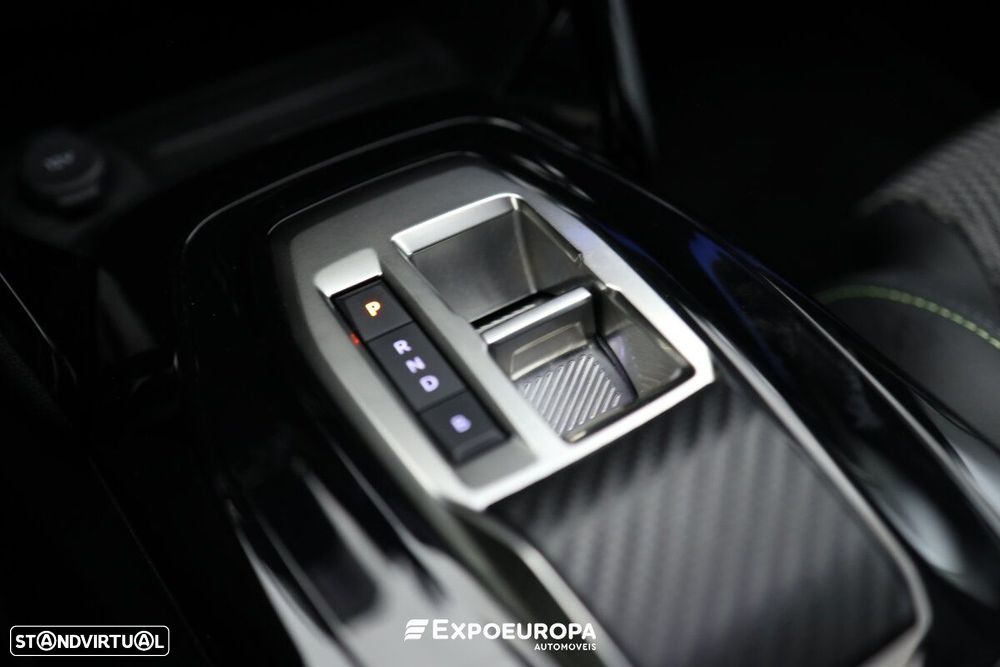 Peugeot e-2008 GT - 23