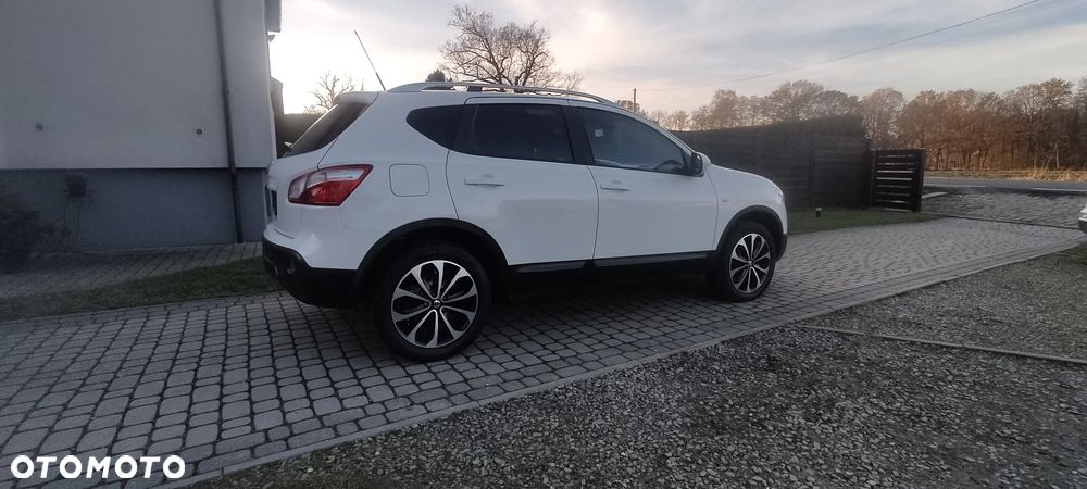 Nissan Qashqai 2.0 4 x 4 tekna - 1