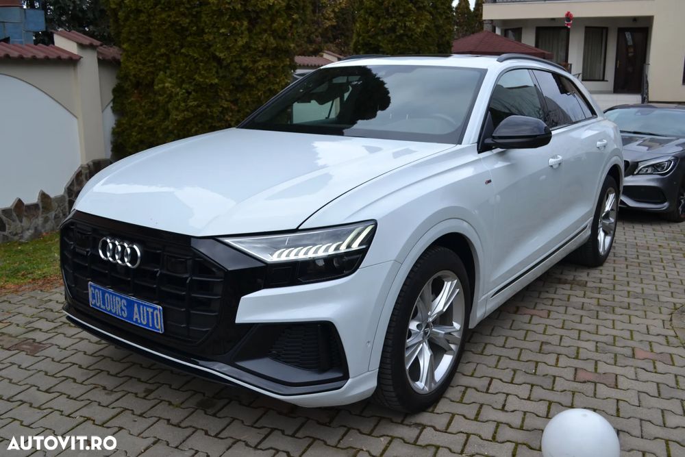 Audi Q8 - 1