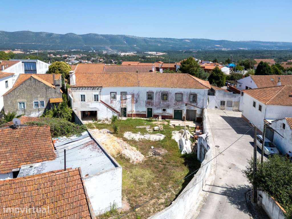 Moradia de Luxo com jardim no centro histórico de Aljubarrota, Alco... - Grande imagem: 4/43