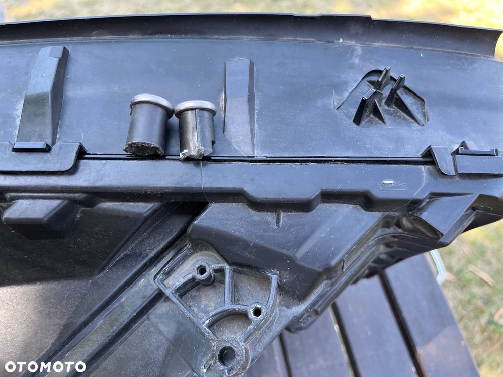 Lampa Mercedes GLA 35 AMG - 5