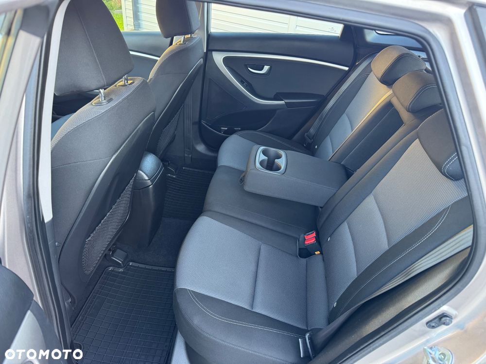 Hyundai i30 1.6 Style - 13