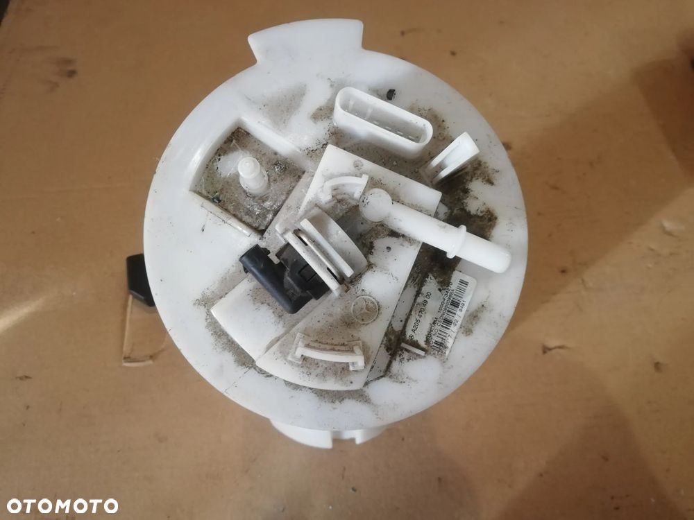 pompa paliwa MERCEDES C-KLASA 2.0 W205 A2054704900 - 3