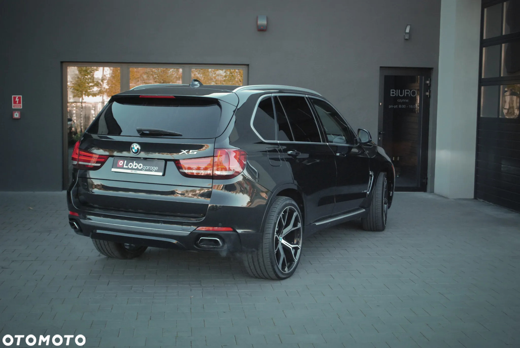 BMW X5 5.0i xDrive - 9