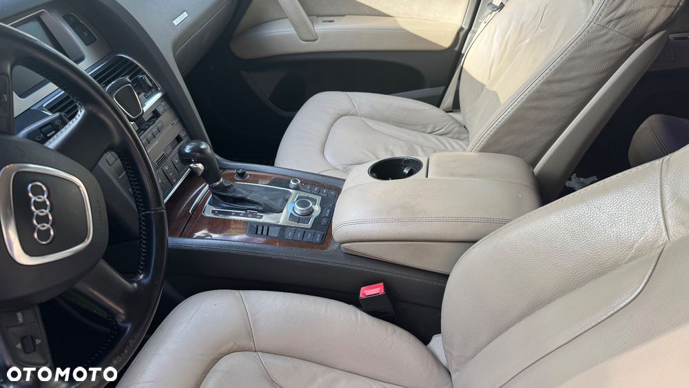 Audi Q7 3.0 TDI DPF quattro tiptronic - 12