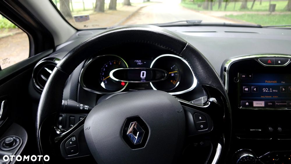 Renault Clio 1.2 16V 75 LIMITED - 14