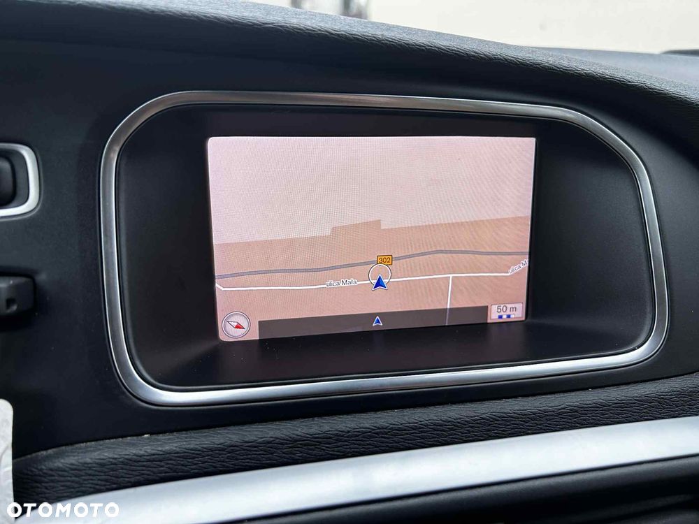 Volvo V40 Cross Country D2 Geartronic Summum - 19