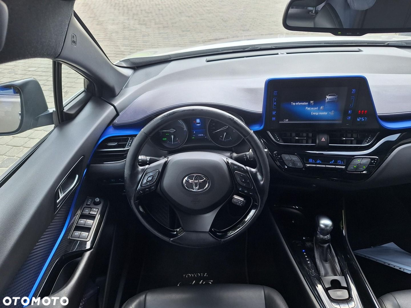 Toyota C-HR - 13