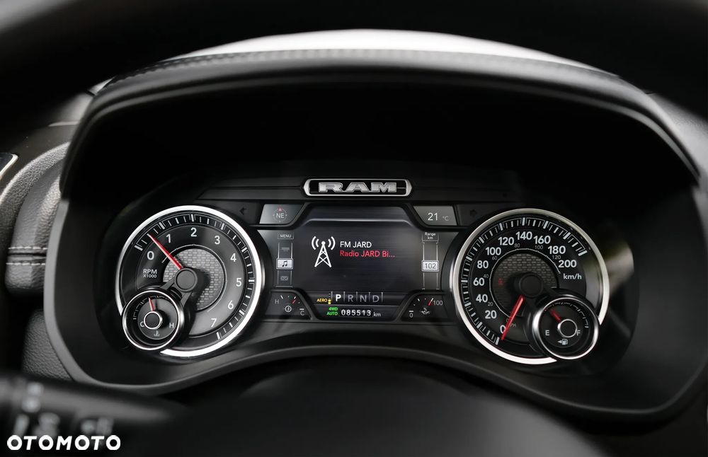 RAM 1500 5.7 Crew Cab Shortbed Laramie Sport - 29
