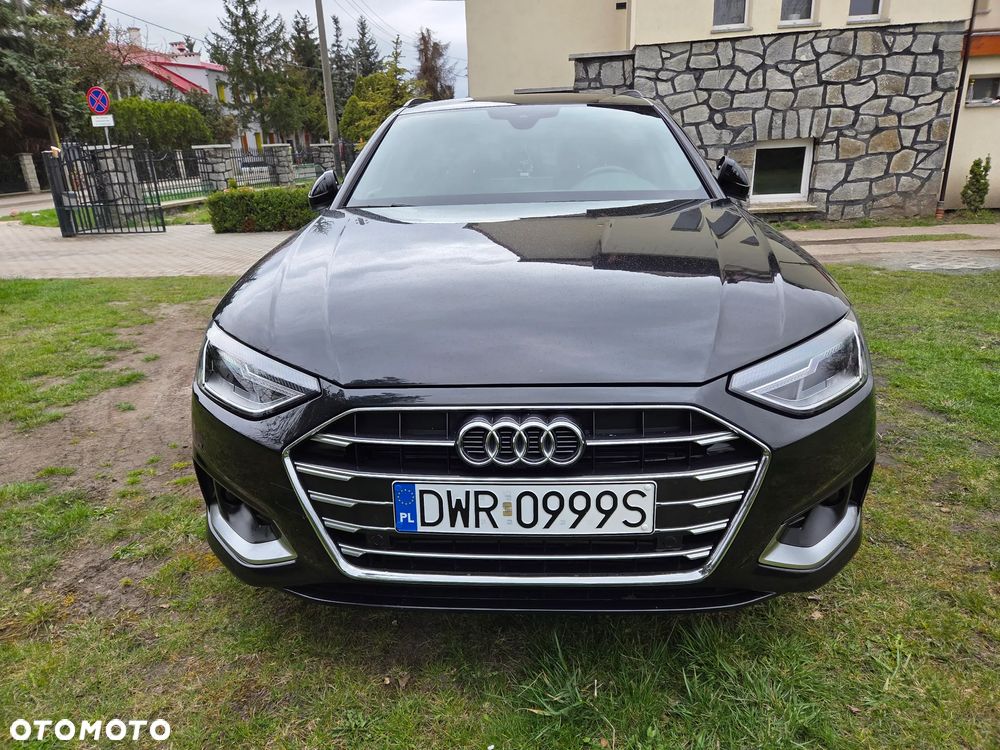 Audi A4 Avant 35 TFSI S tronic design - 1