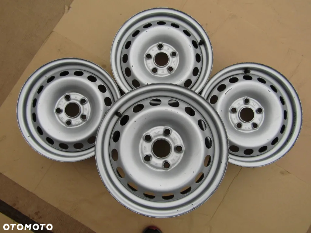 4x Felgi 15 VW Golf V VI Caddy Jetta Touran Skoda Octavia II Seat Leon II - 11