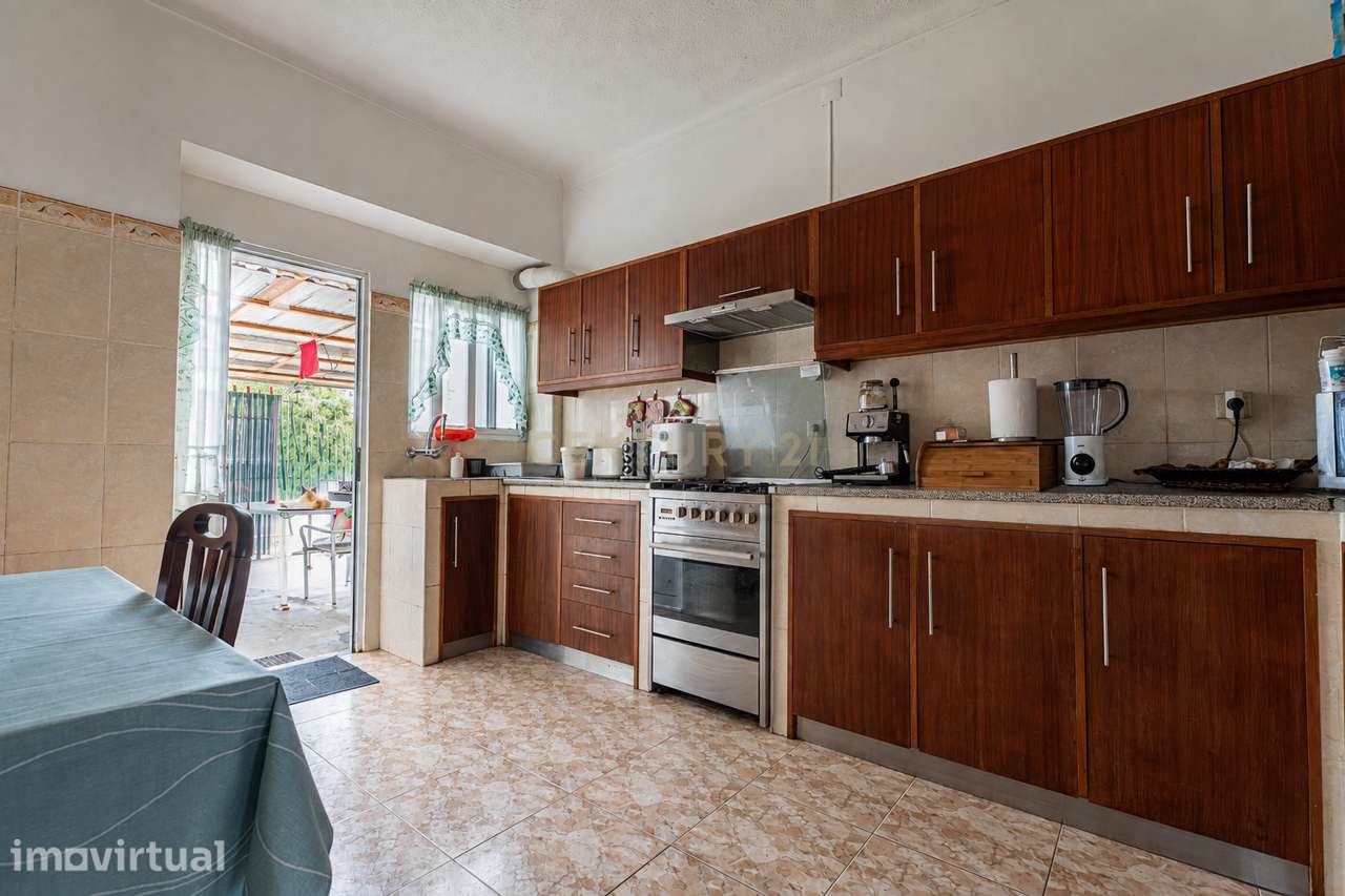 Moradia T3 + Espaço Comercial  | Livramento | Ponta Delgada - Grande imagem: 4/26