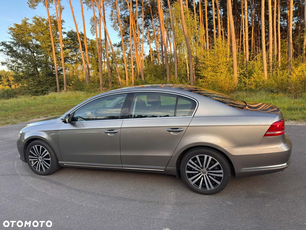 Volkswagen Passat 2.0 TDI Highline DSG - 3