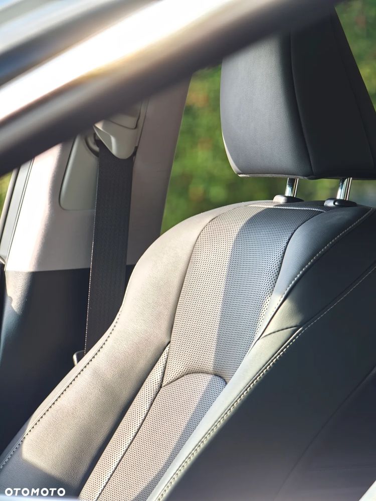 Lexus RX 450h Business Edition - 9