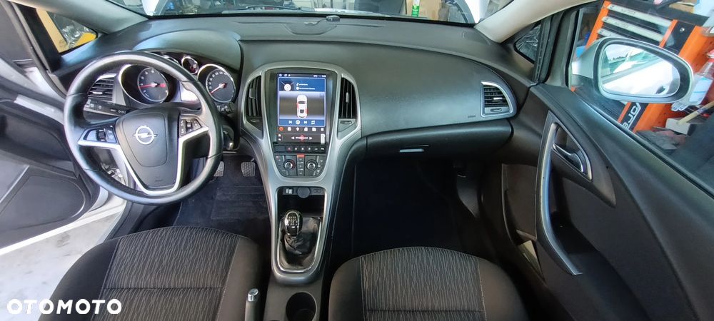 Opel Astra 1.4 Selection - 21