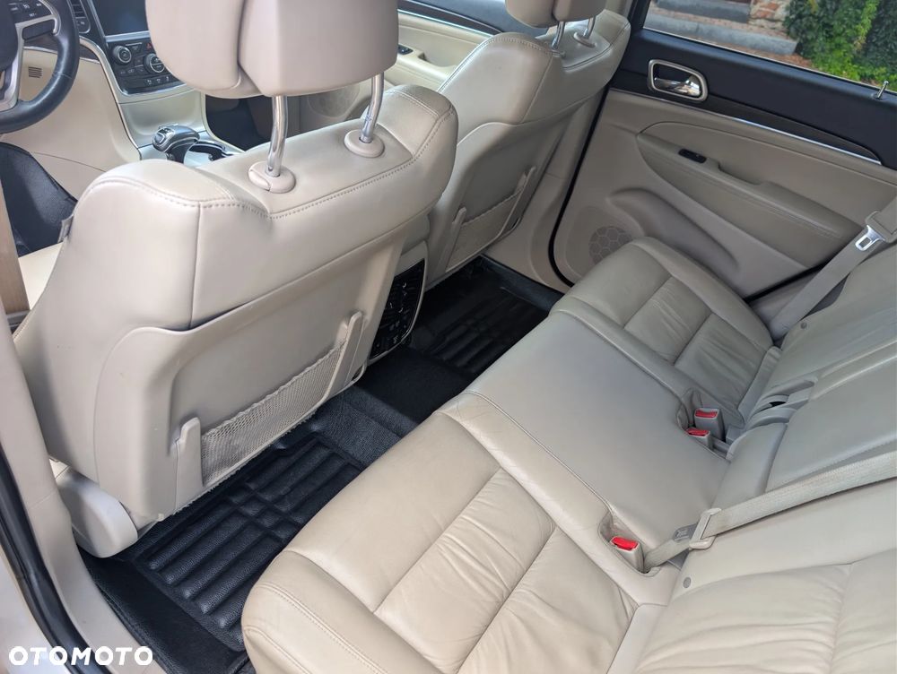 Jeep Grand Cherokee 3.6 V6 Overland - 11