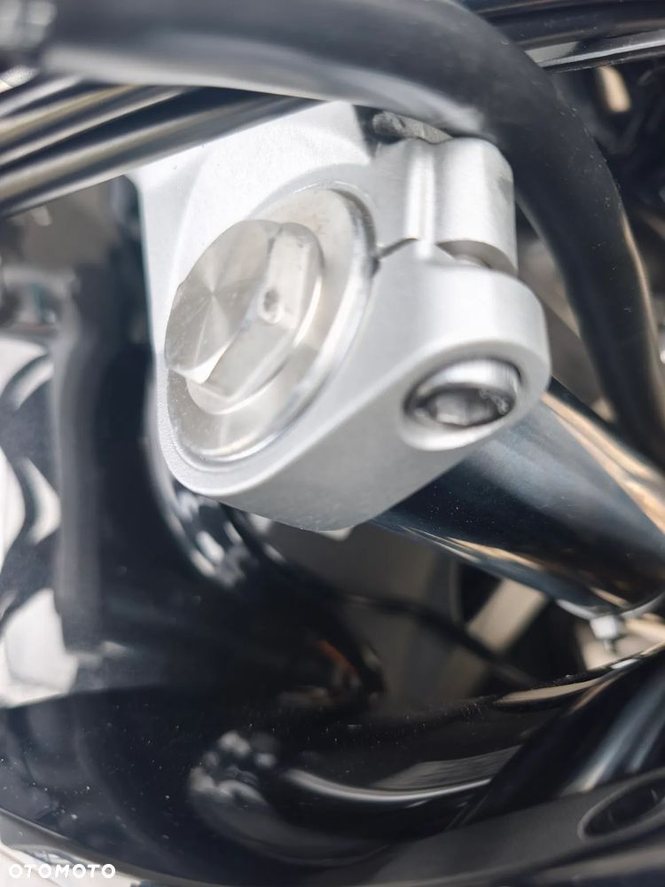 Yamaha FZ6 - 15