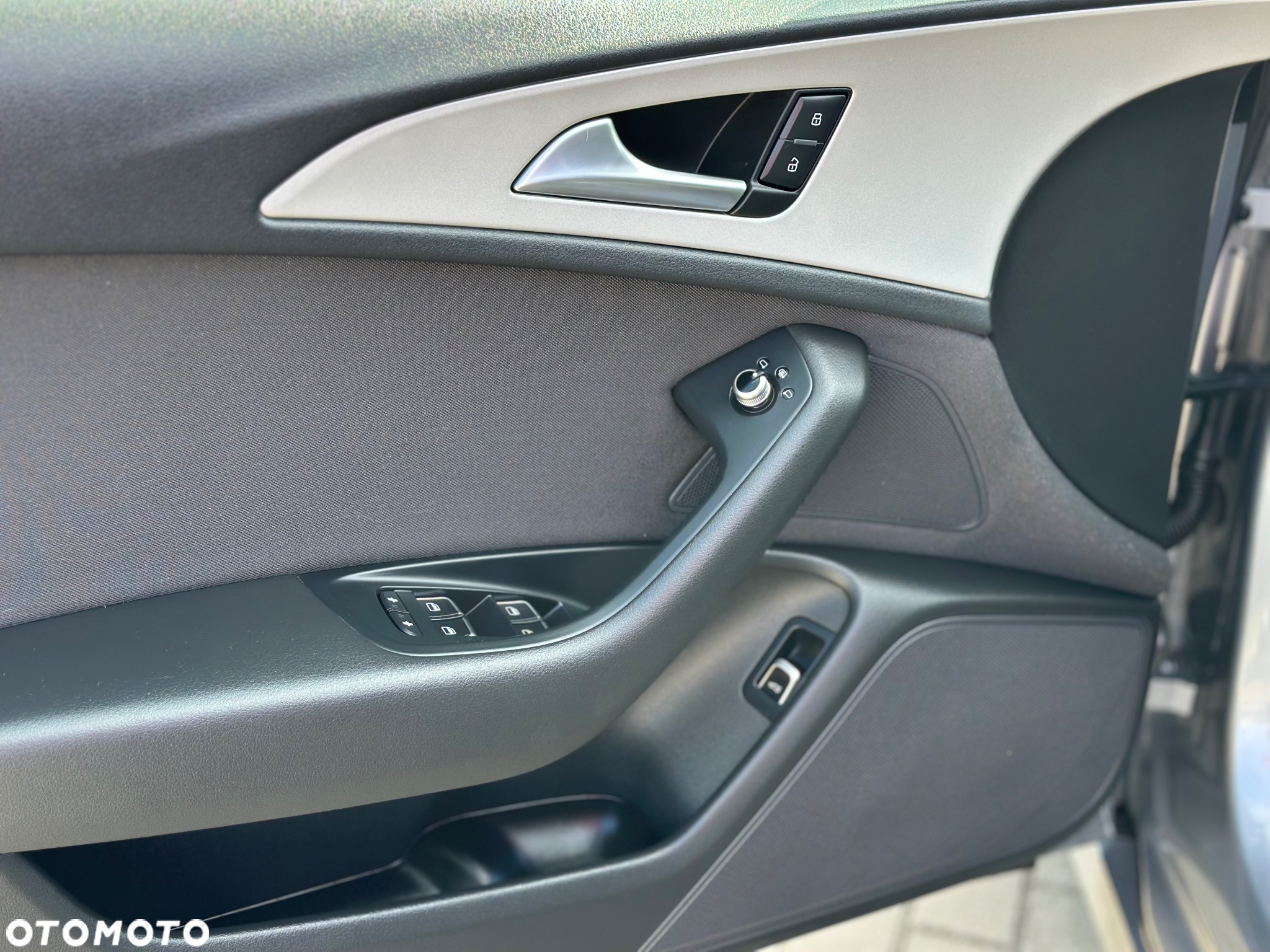 Audi A6 Avant 2.0 TDI Ultra S tronic - 14
