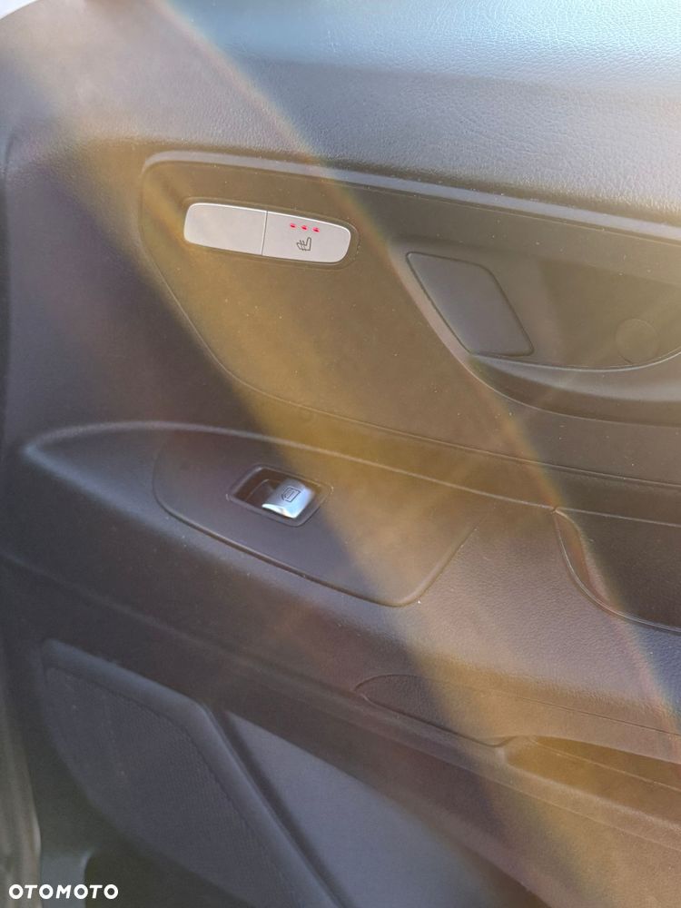 Mercedes-Benz Vito - 11