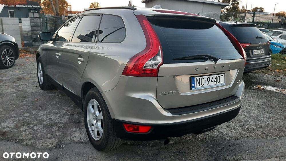 Volvo XC 60 D3 Kinetic - 4