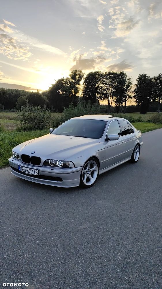 BMW Seria 5 525d - 1