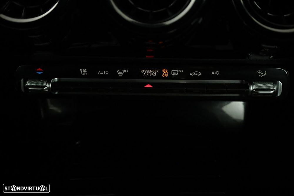 Mercedes-Benz A 200 Standard - 12