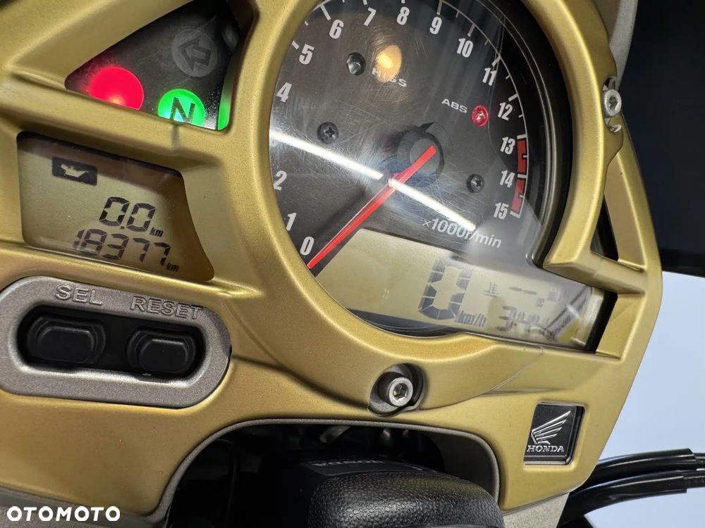 Honda CB - 30