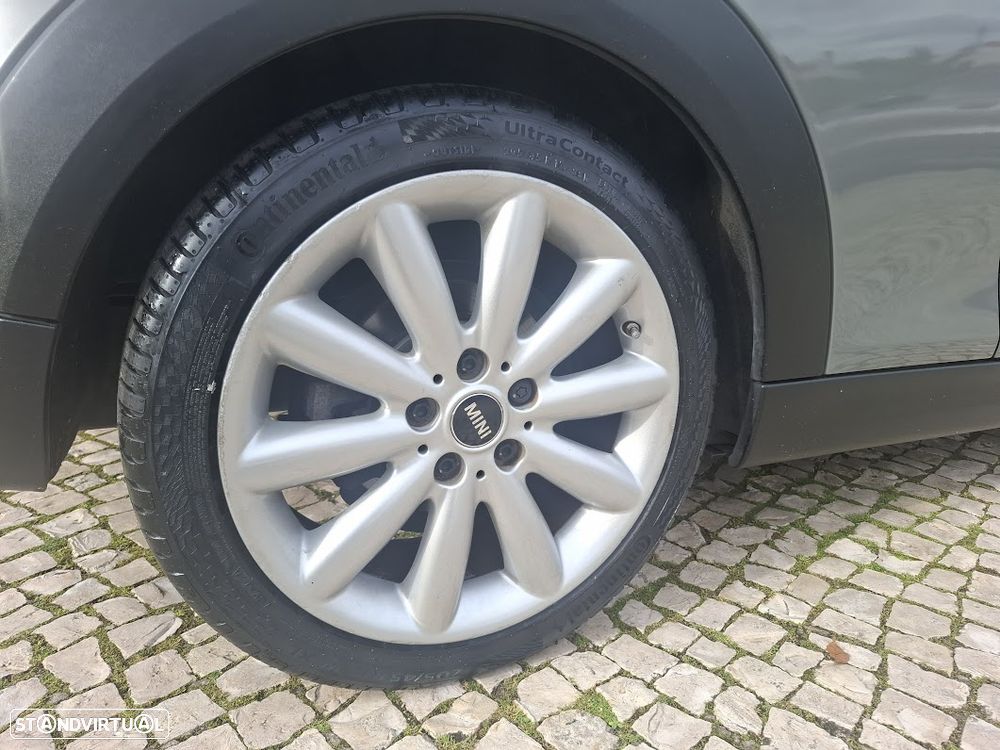 MINI Cabrio Cooper Essential - 51