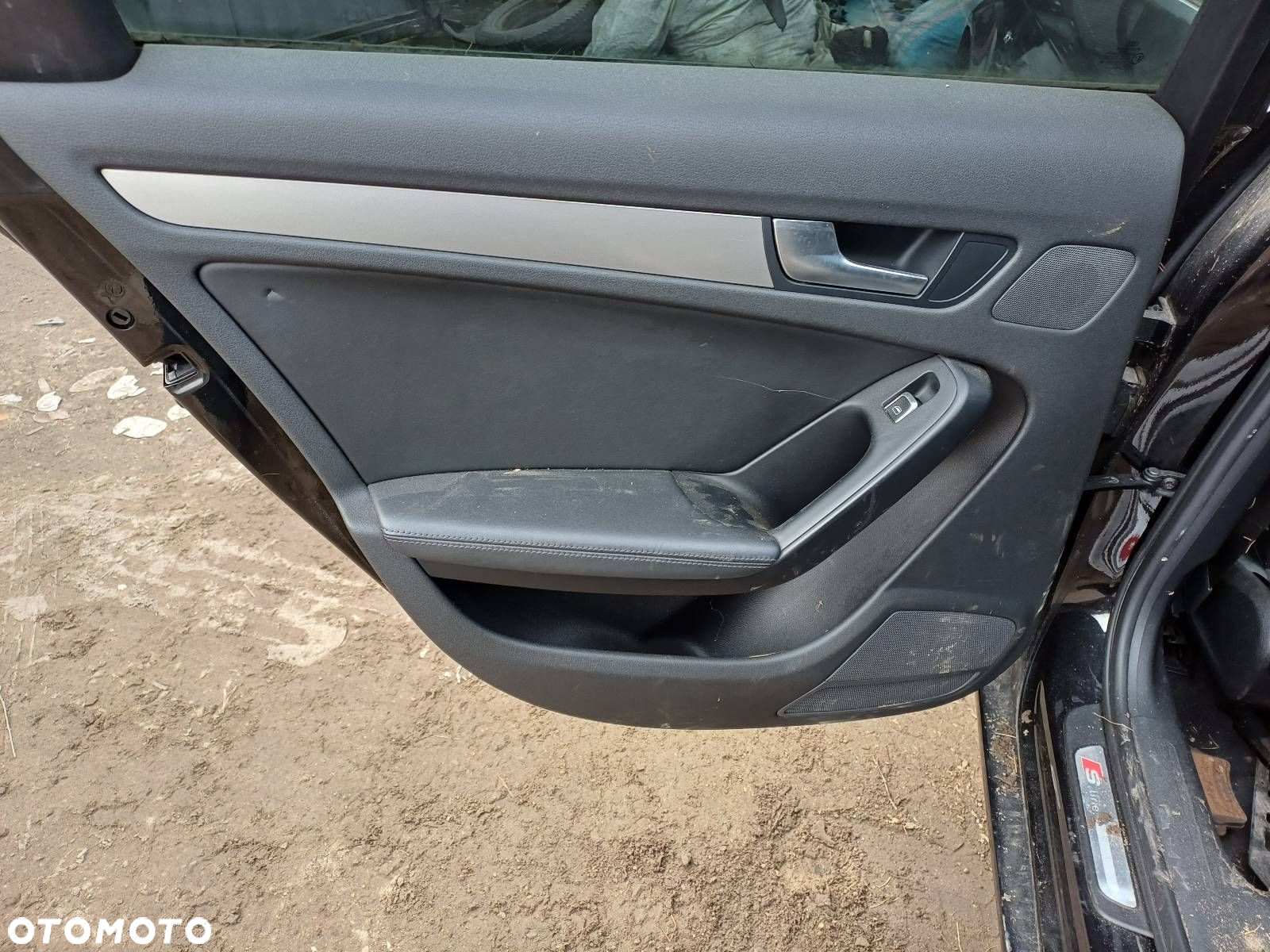DRZWI KOMPLETNE LEWY TYŁ AUDI A4 B8 - 3